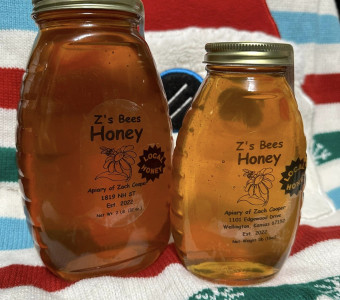 2lb and 1 lb honey jars