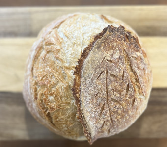 Natural foods, beeswax, sourdough, fresh eggs, freeze dried, home decor, shop local, shop rural, Frankie and Helen’s, farm stand, farm store